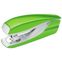 Grapadora petrus mod 635 wow verde metalizada capacidad 30 hojas - Imagen 3