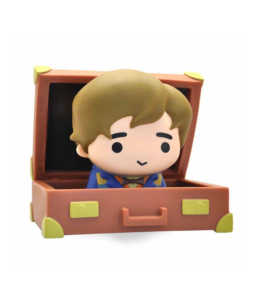 Figura hucha plastoy animales fantasticos y donde encontrarlos newt scamander en maleta chibi - Imagen 1