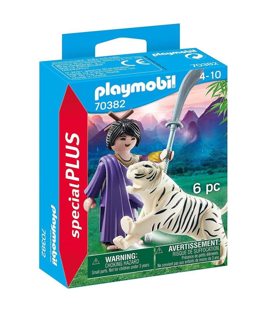 Playmobil luchadora asiatica con tigre - Imagen 4