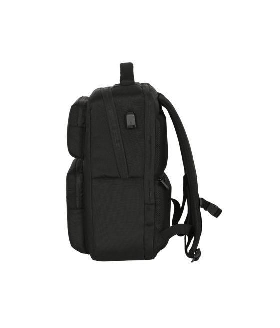 Mochila safta 2 bolsillos portatil 15,6'' + usb real madrid premium 440x310x130 mm