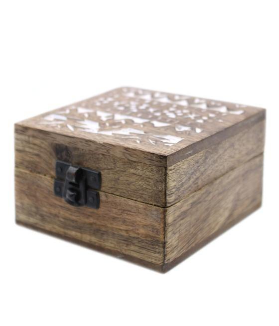 Caja de Madera Blanca - 4x4 Pastillero Diseño Eslavo