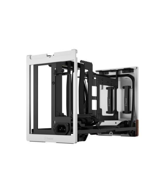 Fractal design terra small form factor (sff) plata