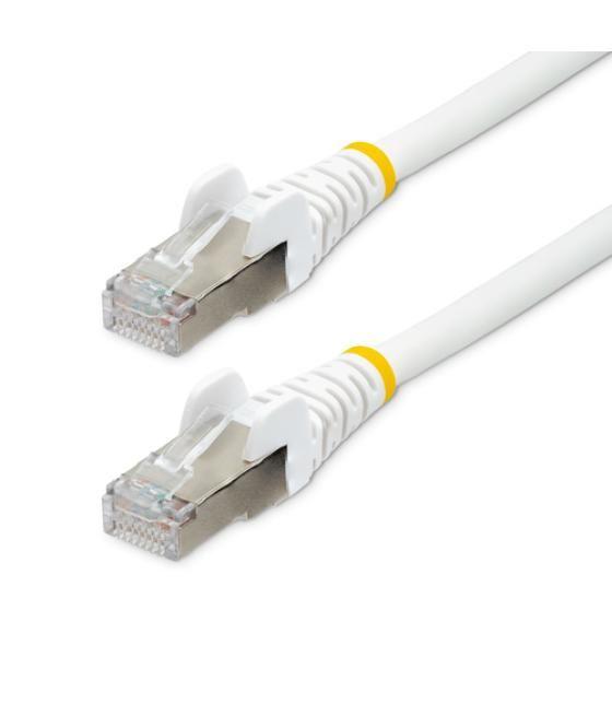 StarTech.com Cable de 2m de Red Ethernet CAT6a - Blanco - Low Smoke Zero Halogen (LSZH) - 10GbE - 500MHz - PoE++ de 100W - Snagl