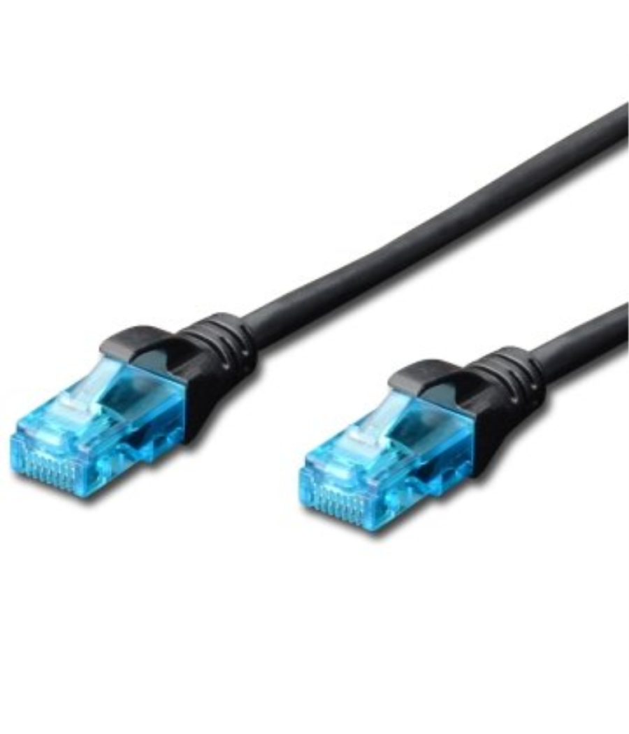 Cable de red cat 5e utp de 5,0 metros en color negro.