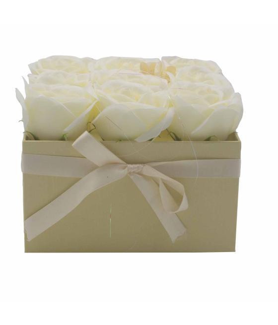 Caja de Regalo - Flor de Jabón 9 Rosas Crema - cuadrado