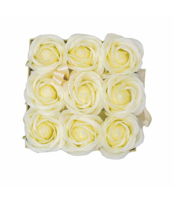 Caja de Regalo - Flor de Jabón 9 Rosas Crema - cuadrado