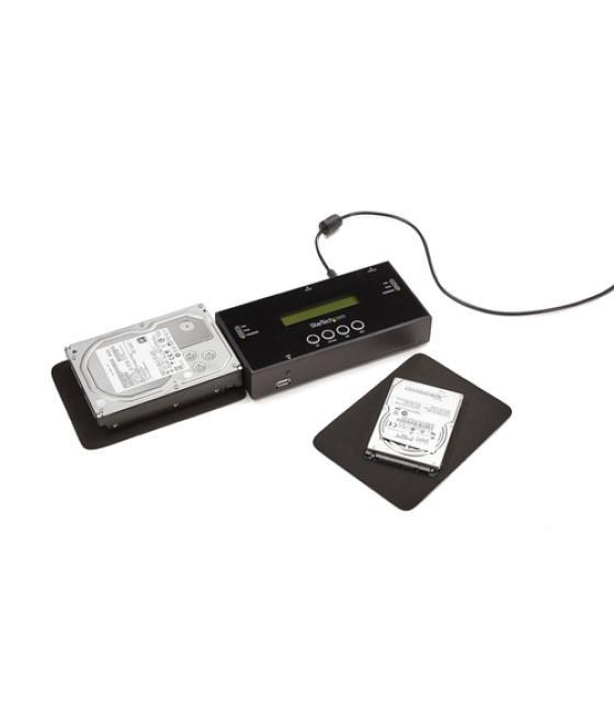 StarTech.com Clonador y Borrador Autónomo 1:1 para Discos Duros y SSD SATA - Sanitizador - Pantalla LCD - Cumple con TAA