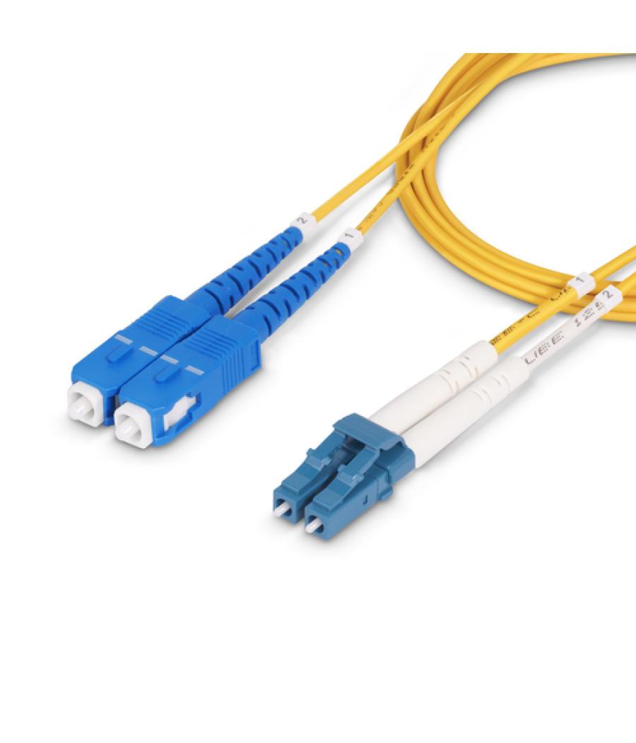 StarTech.com Cable de Fibra Óptica LC a SC (UPC) OS2 Monomodo 9/125µm 100G LSZH Dúplex de 3m - Low Insertion Loss - Resistente a