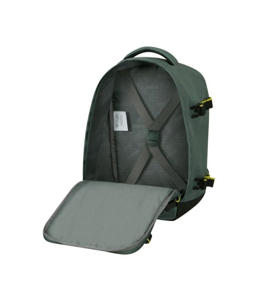 Mochila american tourister take2cabin s/ capacidad 24.2l/ verde