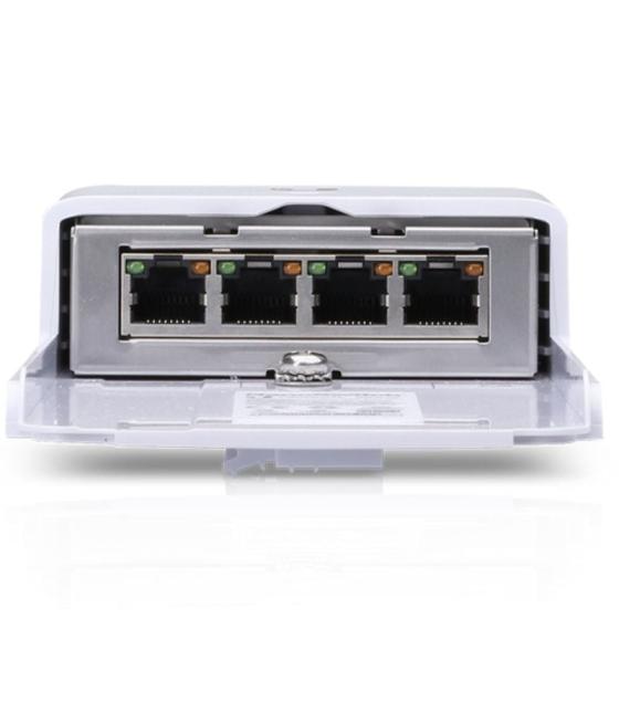 Switch ubiquiti nanoswitch n-sw/ 4 puertos rj45 10/100/1000 poe