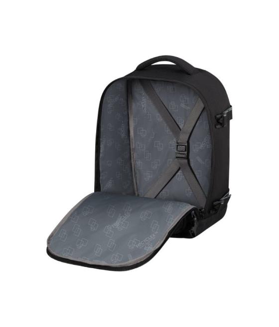 Mochila american tourister take2cabin s/ capacidad 24.2l/ negra